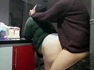 vecina gordita, ride my huge ass now?