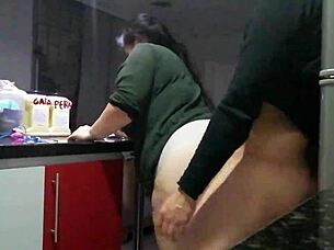 vecina gordita, ride my huge ass now?