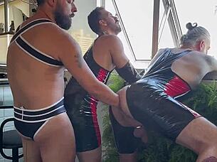 Trio Come D� Faz Fisting E Muito Mais - V�Deo Completo No Red