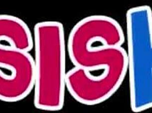 Annoying thing about having hot ass family 😏