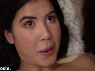 yo, greedy hostel amateurs, how’s spoiling a guy in a wild outdoor threesome for the first time?