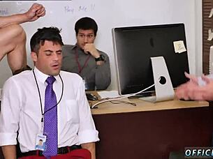 Have you seen this gay twink nude skate border porn in the boy sex gallery?