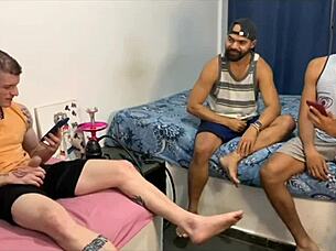 Called Two Friends For Hookah, Ended In Handjob And Oral