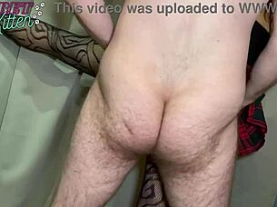 watch standing doggystyle hard amateur sex!