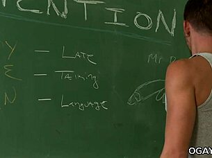 Gay Threesome in the Classroom with Assfucking and Deepthroat!