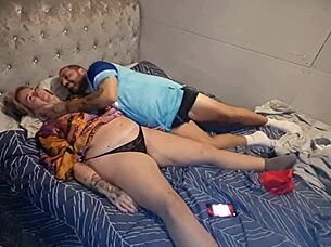 lets play a sex game with shaved pussy and tits