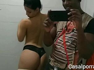 Quick Bathroom Bang with Emi Rippi and Jeferson Dotadoo Gone Wrong