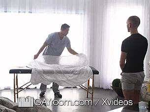 giving my ass to who deserves it in hentai anime