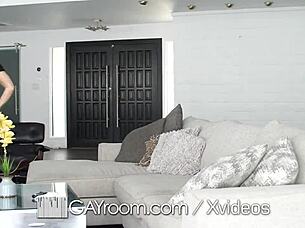 giving my ass to who deserves it in hentai anime