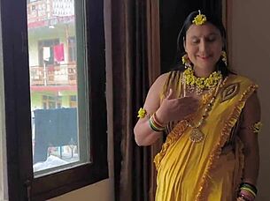 Bodybuilder Dances With Skinny Friend In Photoshoot