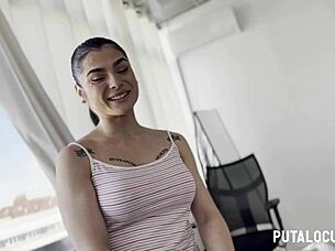 want to see tetona cachonda follando y tragando?