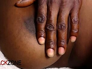 pure foreplay with a beautiful model 😊