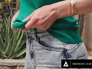 Anna claire clouds convinces husband for intense 3-way with busty neighbor lexi luna