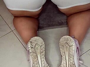 do you like my yoga stretches showing off my huge latina ass in tiny leggings?