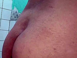 De ma ana is enjoying some anal pleasure