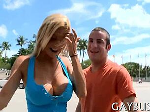 My First Time Homo Sex Videos Were So Awkward and Exciting