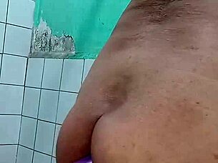 De ma ana is enjoying some anal pleasure