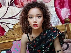 first time remove saree cute indian bhabhi hindi sex