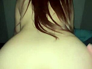 me la cojo con condon para que el novio no se entere 😏