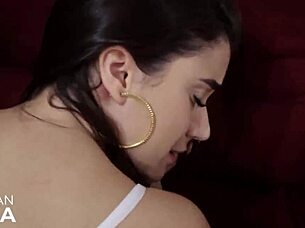 Watch This Hot Babe Beg For Anal And Gape Wide Open!