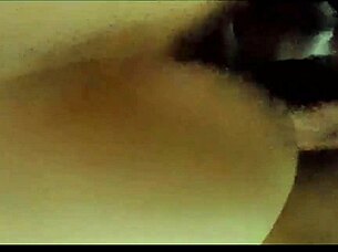 THIS IS HOW NETFLIX LOOKS WHEN YOU INVITE A HORNY FRIEND TO WATCH THE WOLF OF WALL STREET AND DON'T LAST 10 MINUTES