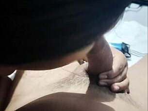 Hunky Gay Dude Sucking In Blowbang