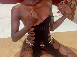 Slim teen in full video session