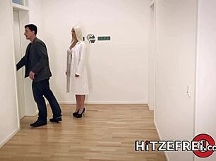 I'm reddy to pleas as a german sex doll