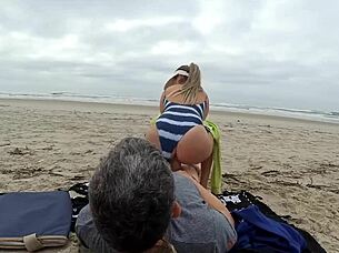 she kept going despite passers-by in public anal