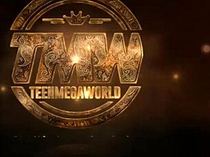 Lucia Denvile gets perfect cumshot