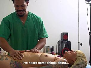 Rubia Venezolana Kerly Hot Fucks Huge Black Masseur