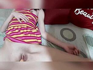 stepdaughter sleeping, then i fucked her mouth