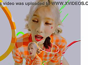 amateurs compete in tight pussy fucking game with orgasms and dirty talk 😏