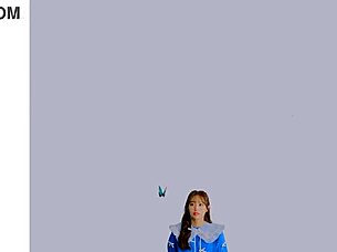 amateurs compete in tight pussy fucking game with orgasms and dirty talk 😏