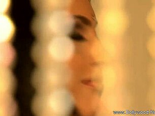 Indian Dancer Teases With Slow Striptease Exposure