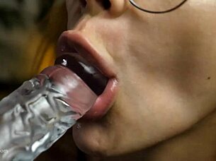 Play with tongue and lips for explosive blowjob! 😘