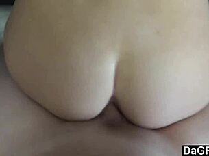 Early morning blowjob with Ella 😍