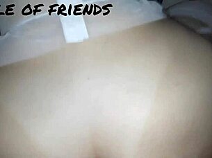 Does gwen tennison squirt with her big tits and ass?