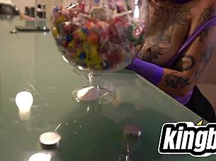 Halloween trickery with big black dick edition