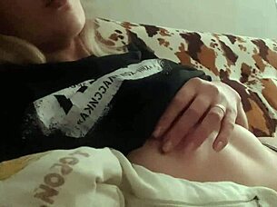 Oh, my girlfriend's solo play!