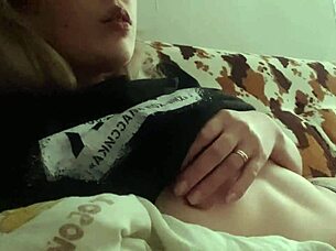 Oh, my girlfriend's solo play!