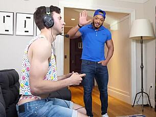 i'm the gamer twink offering my tight ass as a tip to the delivery driver