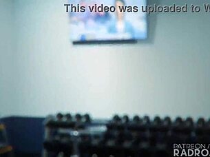 a futa in 3d hentai shows off her big penis and monster cock.