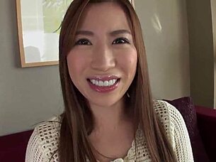 Koizumi Saya's Alluring Body Sucks Cock In Model Collection