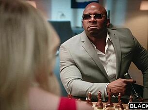 Sugarnadya Removes Hair from Client's Penis and Anus Smoothly.