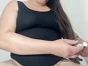 a solas en casa follando el coño y el culo video echo a pedido especial para el jefe de su marido 1 fullonxred