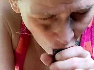 FL SW LOVES TO SPIT ON COCK IN PUBLIC CAR!