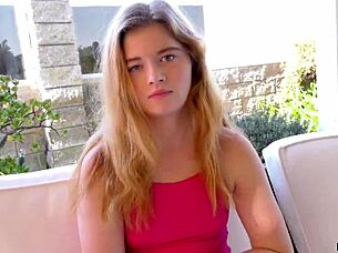 briar rose's tight hairy pussy stretched by monster cock in roleplay