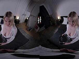 come into the dark room vr and suck the big boss's tits