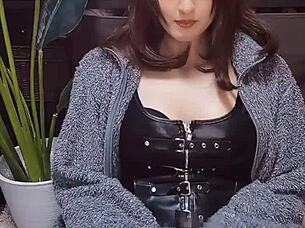 【個撮】猫耳の可愛い男の娘がひたすらチンチンをしこしこしてるだけの動画